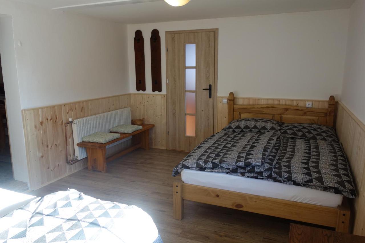 Pod Lipou Hotel Dolni Brusnice Ngoại thất bức ảnh