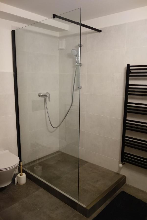 Pod Lipou Hotel Dolni Brusnice Ngoại thất bức ảnh